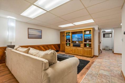 2 Flynn Road Raymond ME 04071