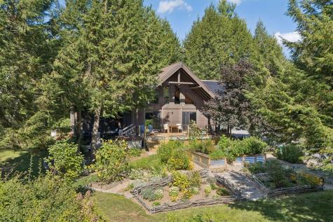510 Sebago Road Naples ME 04055