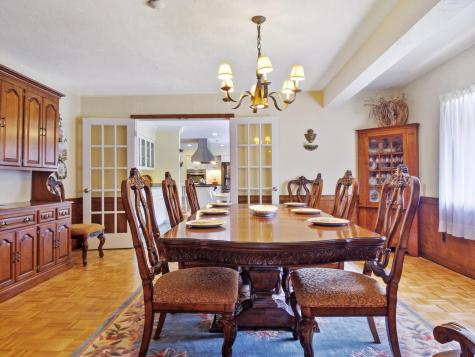 16 Davis Point Road Wayne ME 04284