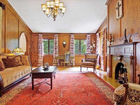 16 Davis Point Road Wayne ME 04284