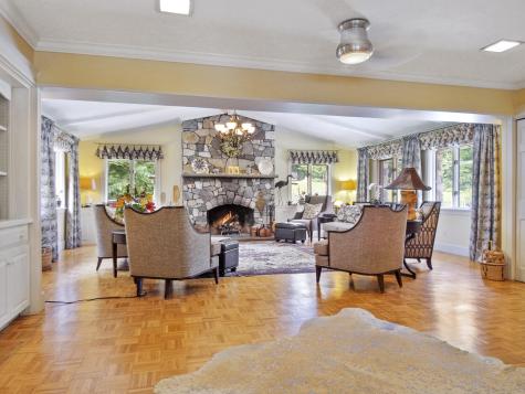 16 Davis Point Road Wayne ME 04284