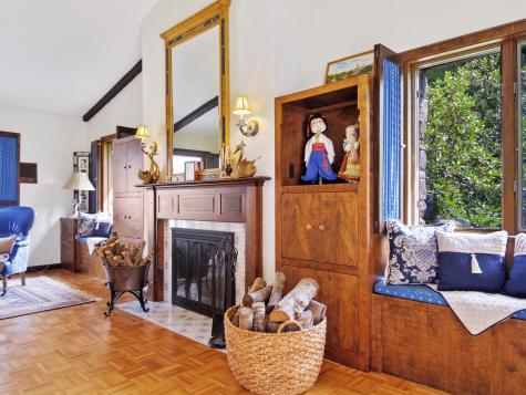 16 Davis Point Road Wayne ME 04284