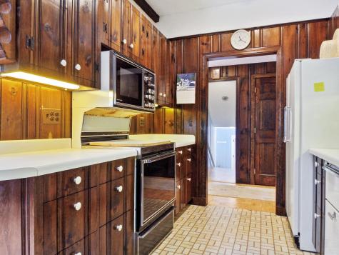 16 Davis Point Road Wayne ME 04284