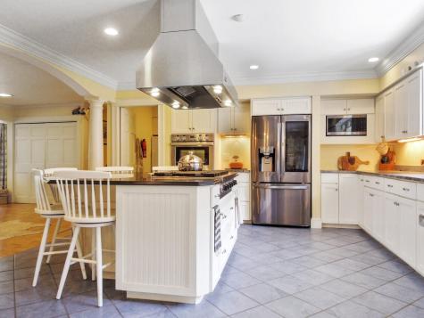 16 Davis Point Road Wayne ME 04284