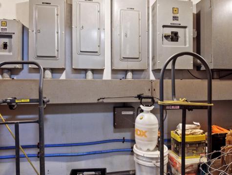 16 Davis Point Road Wayne ME 04284