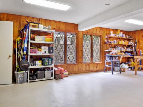 16 Davis Point Road Wayne ME 04284