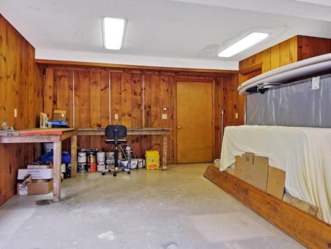 16 Davis Point Road Wayne ME 04284