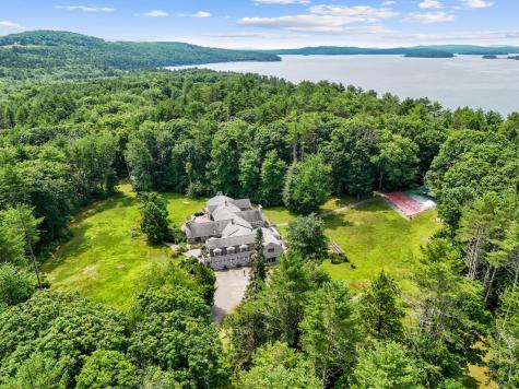 16 Davis Point Road Wayne ME 04284