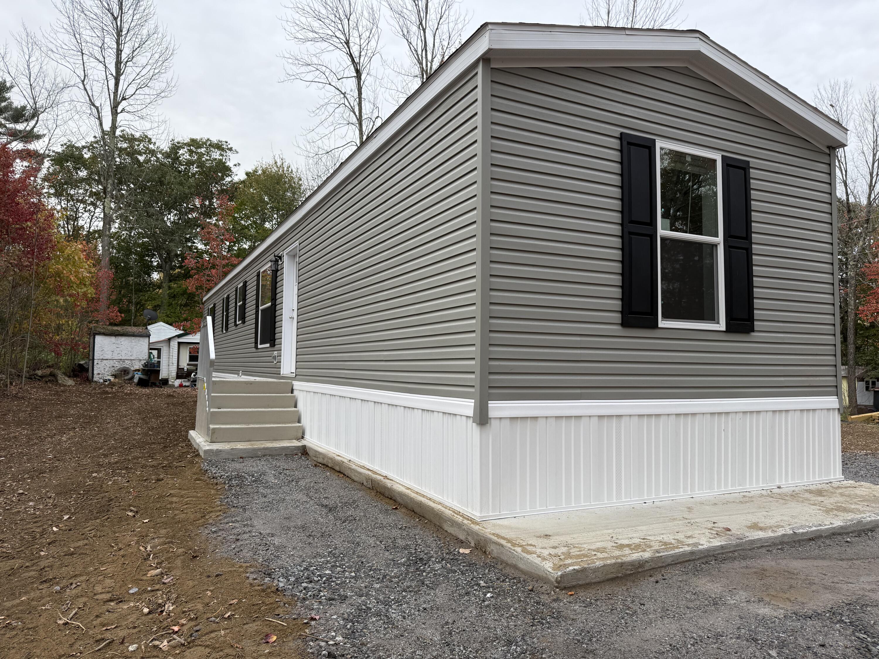 33 Bush Lane Litchfield ME 04350