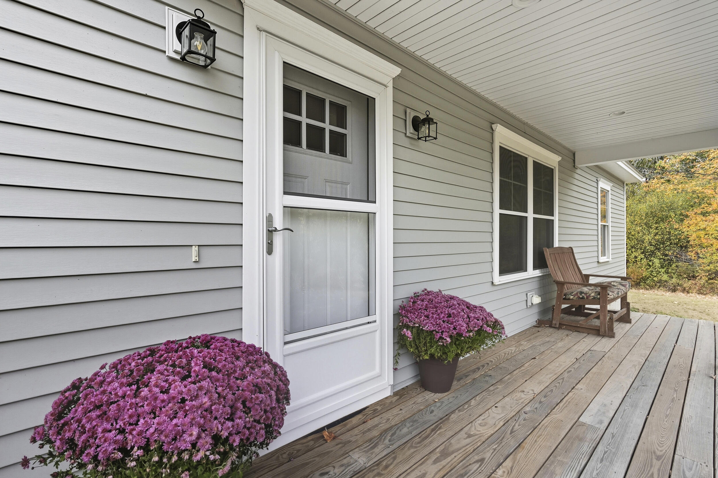 939 River Road Buxton ME 04093