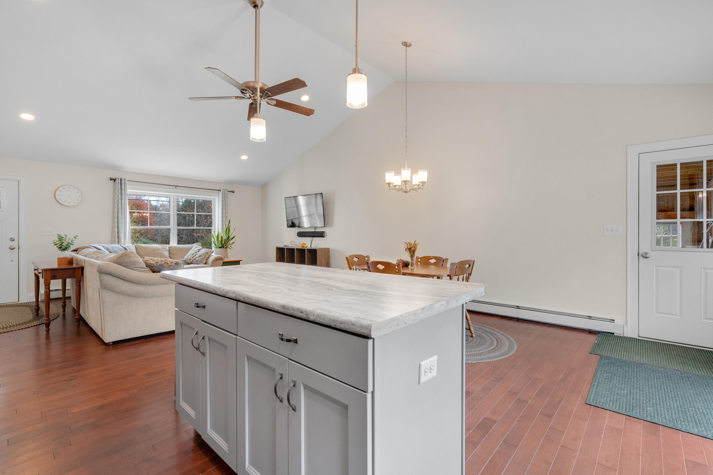 939 River Road Buxton ME 04093