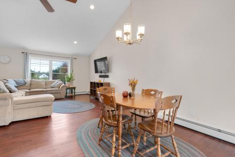 939 River Road Buxton ME 04093