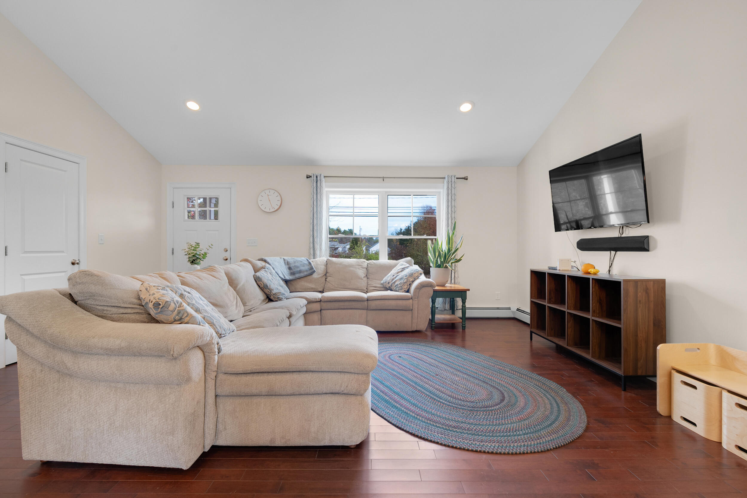 939 River Road Buxton ME 04093