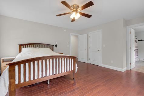 939 River Road Buxton ME 04093