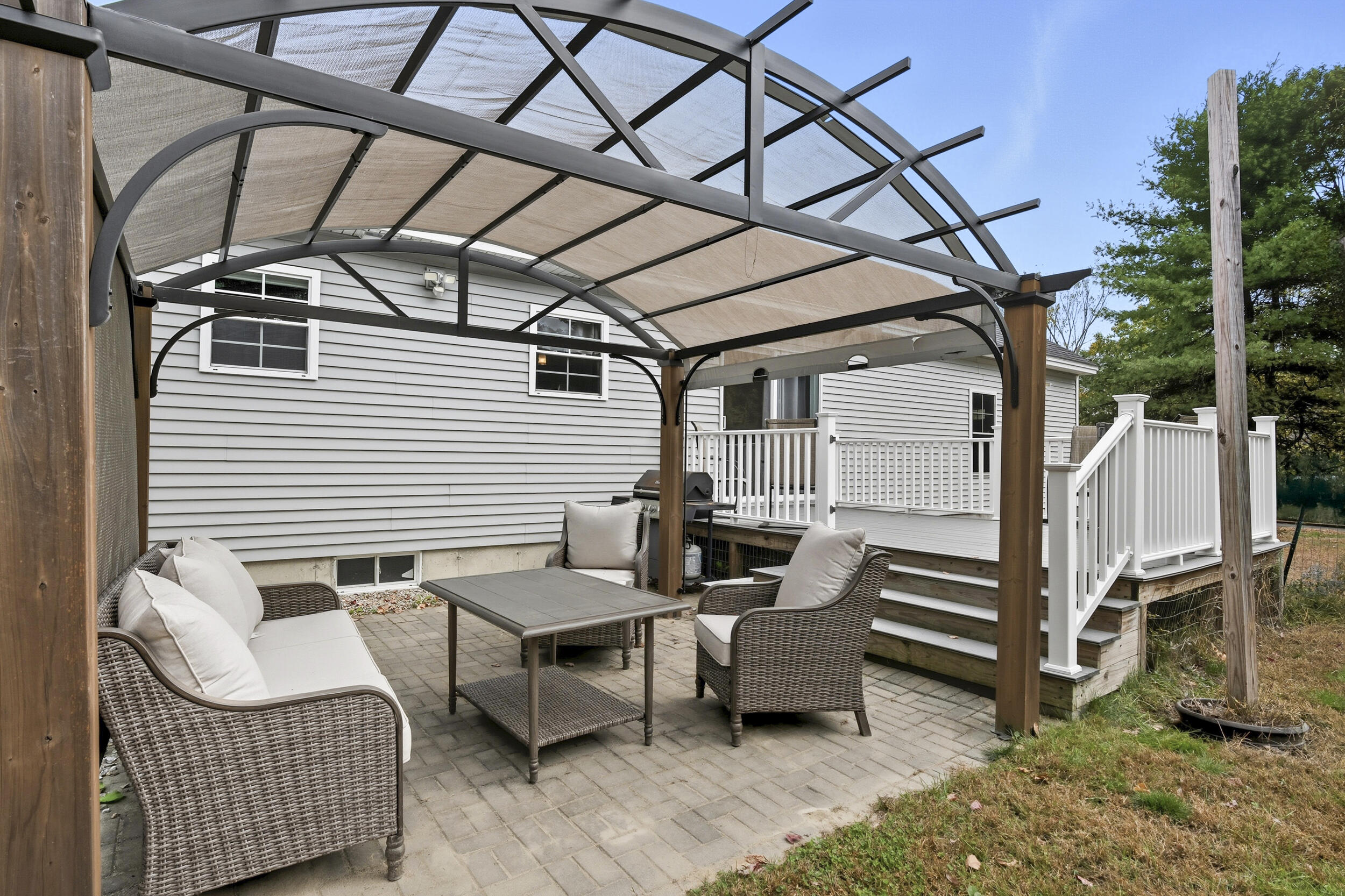 939 River Road Buxton ME 04093