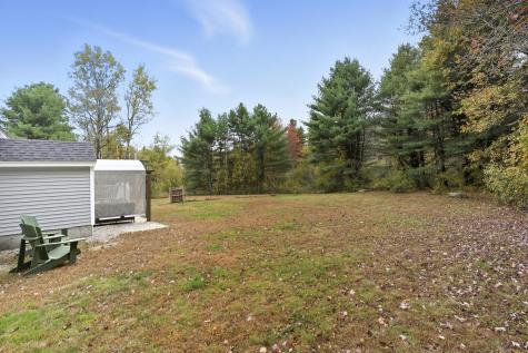 939 River Road Buxton ME 04093