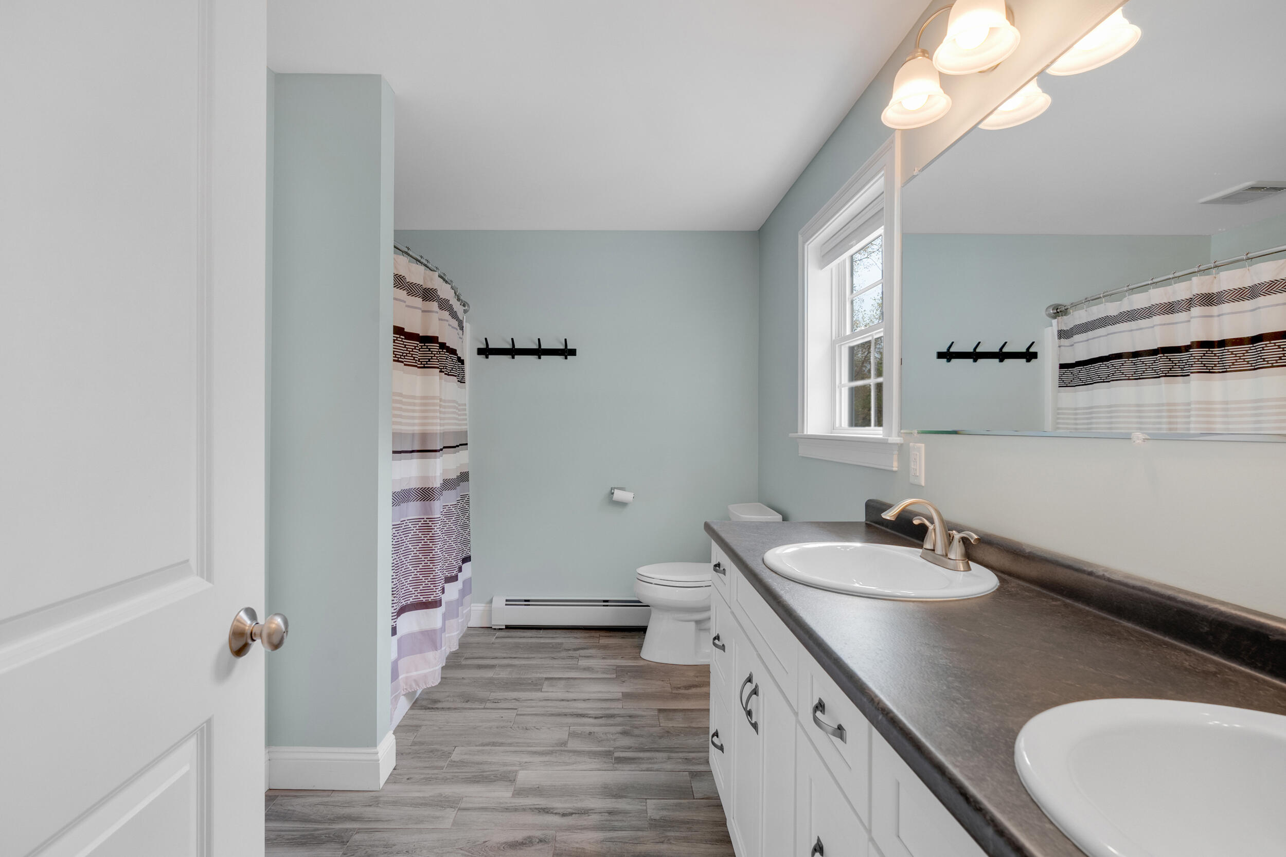 939 River Road Buxton ME 04093