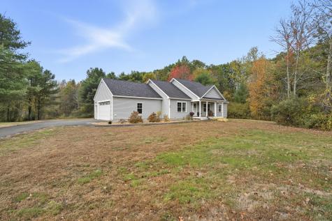 939 River Road Buxton ME 04093