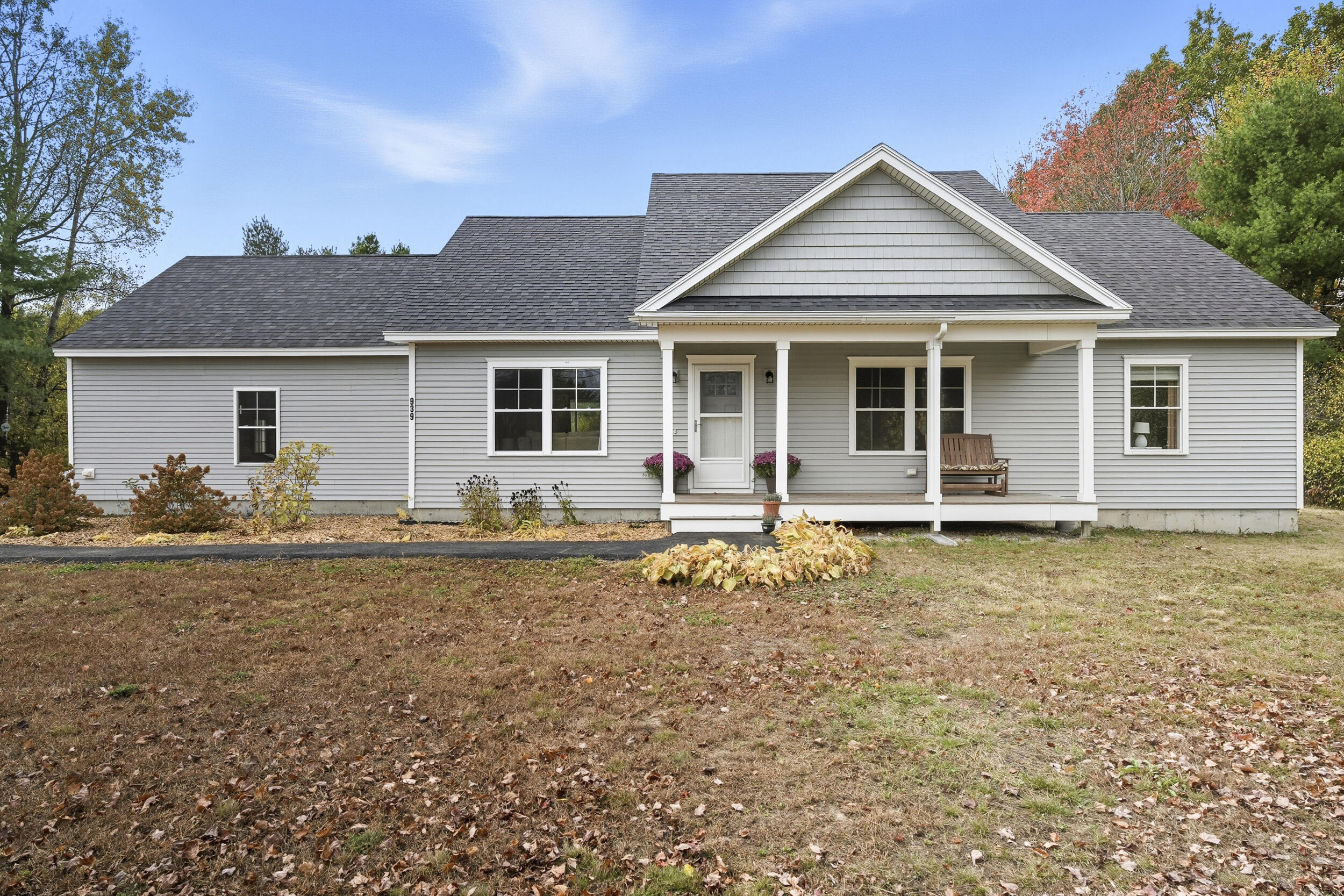 939 River Road Buxton ME 04093