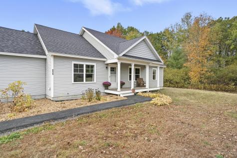 939 River Road Buxton ME 04093