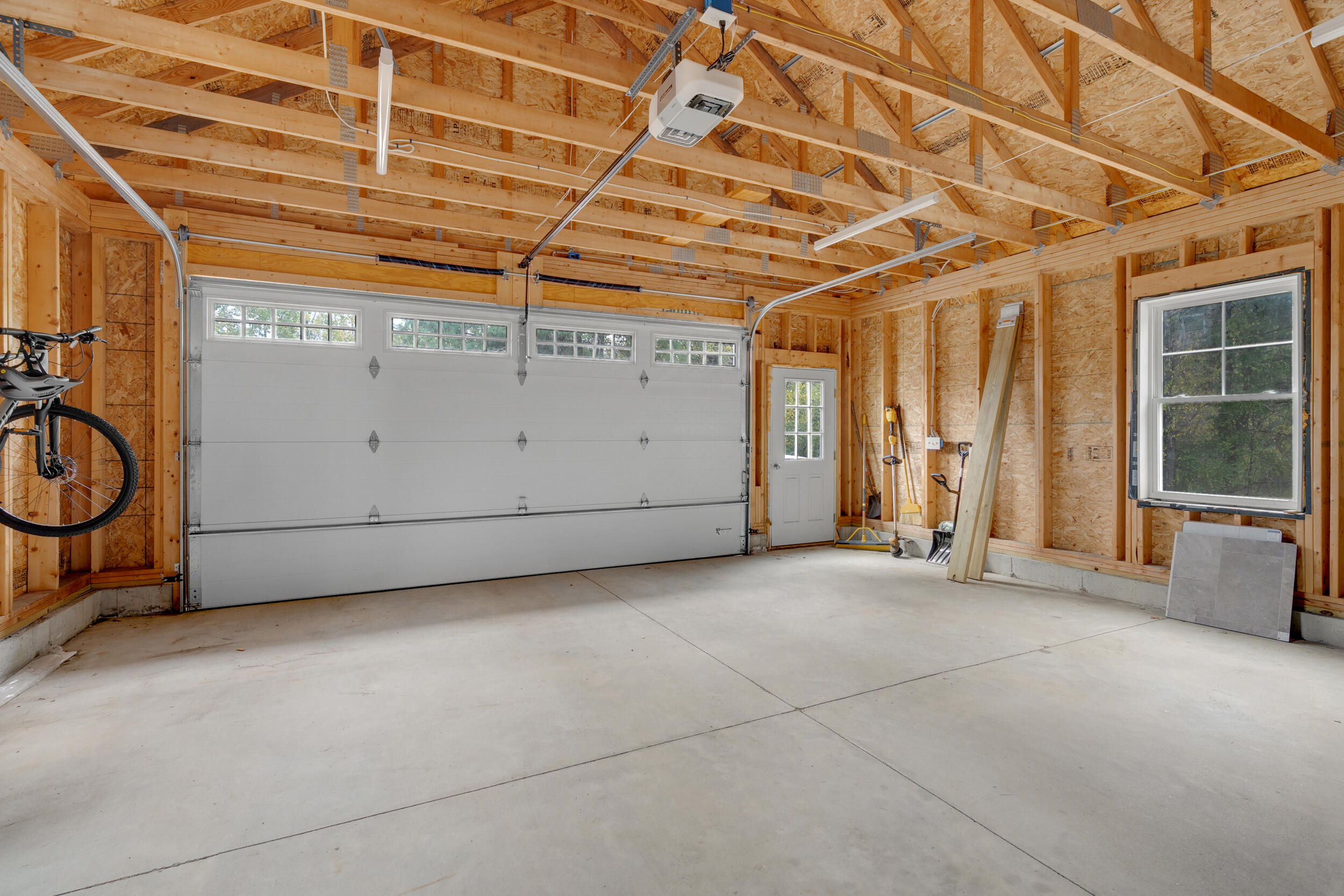 939 River Road Buxton ME 04093