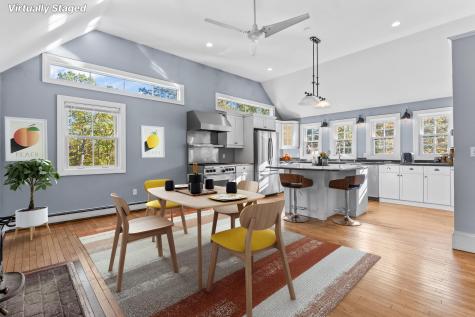 3 Bhoireann Lane York ME 03909