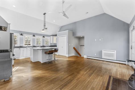 3 Bhoireann Lane York ME 03909