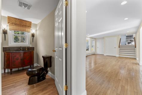 3 Bhoireann Lane York ME 03909