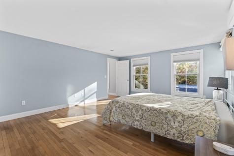 3 Bhoireann Lane York ME 03909