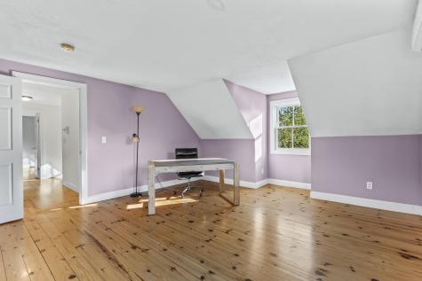 3 Bhoireann Lane York ME 03909