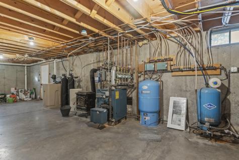 3 Bhoireann Lane York ME 03909