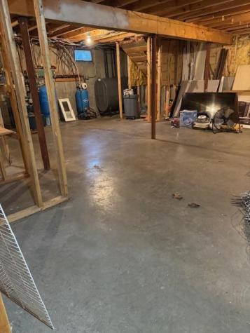 3 Bhoireann Lane York ME 03909