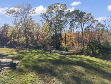 3 Bhoireann Lane York ME 03909