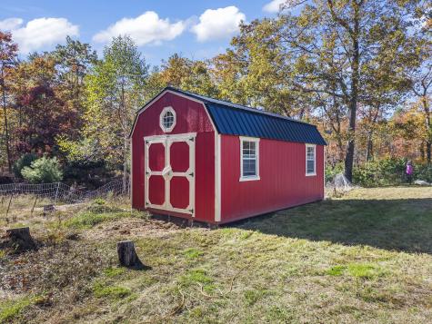 3 Bhoireann Lane York ME 03909