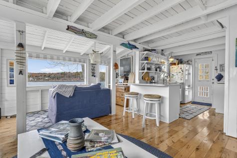 562 Island Avenue Portland ME 04108