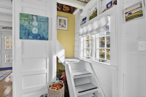 562 Island Avenue Portland ME 04108