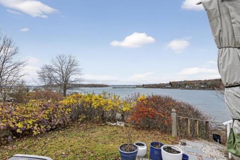 562 Island Avenue Portland ME 04108