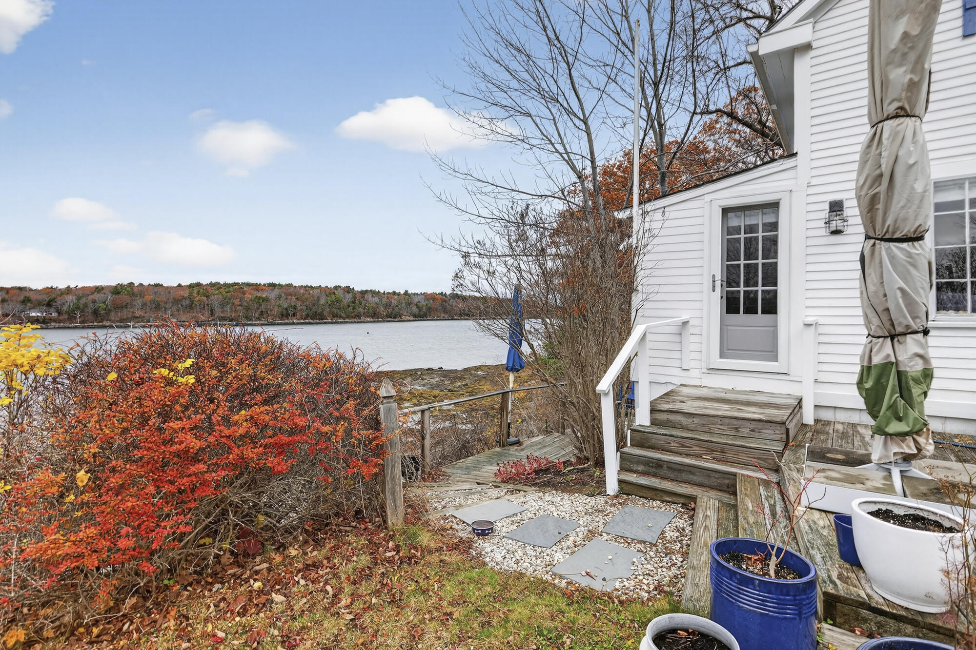 562 Island Avenue Portland ME 04108