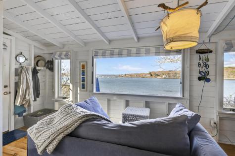 562 Island Avenue Portland ME 04108