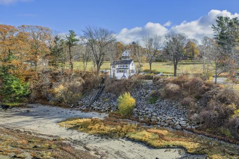 562 Island Avenue Portland ME 04108