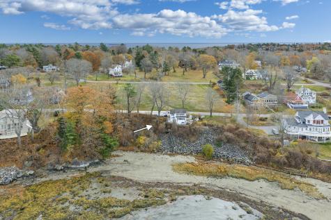 562 Island Avenue Portland ME 04108