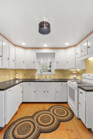 1484 Washington Street Bath ME 04530