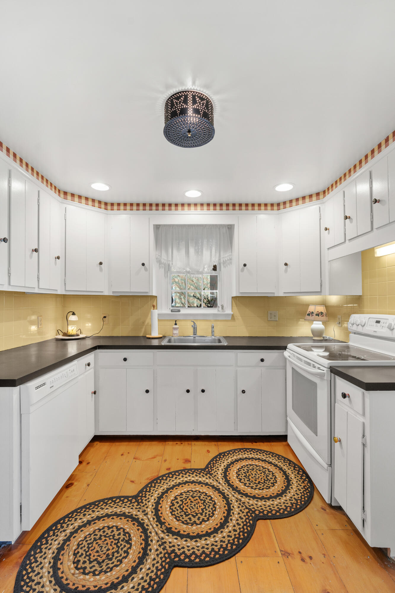 1484 Washington Street Bath ME 04530