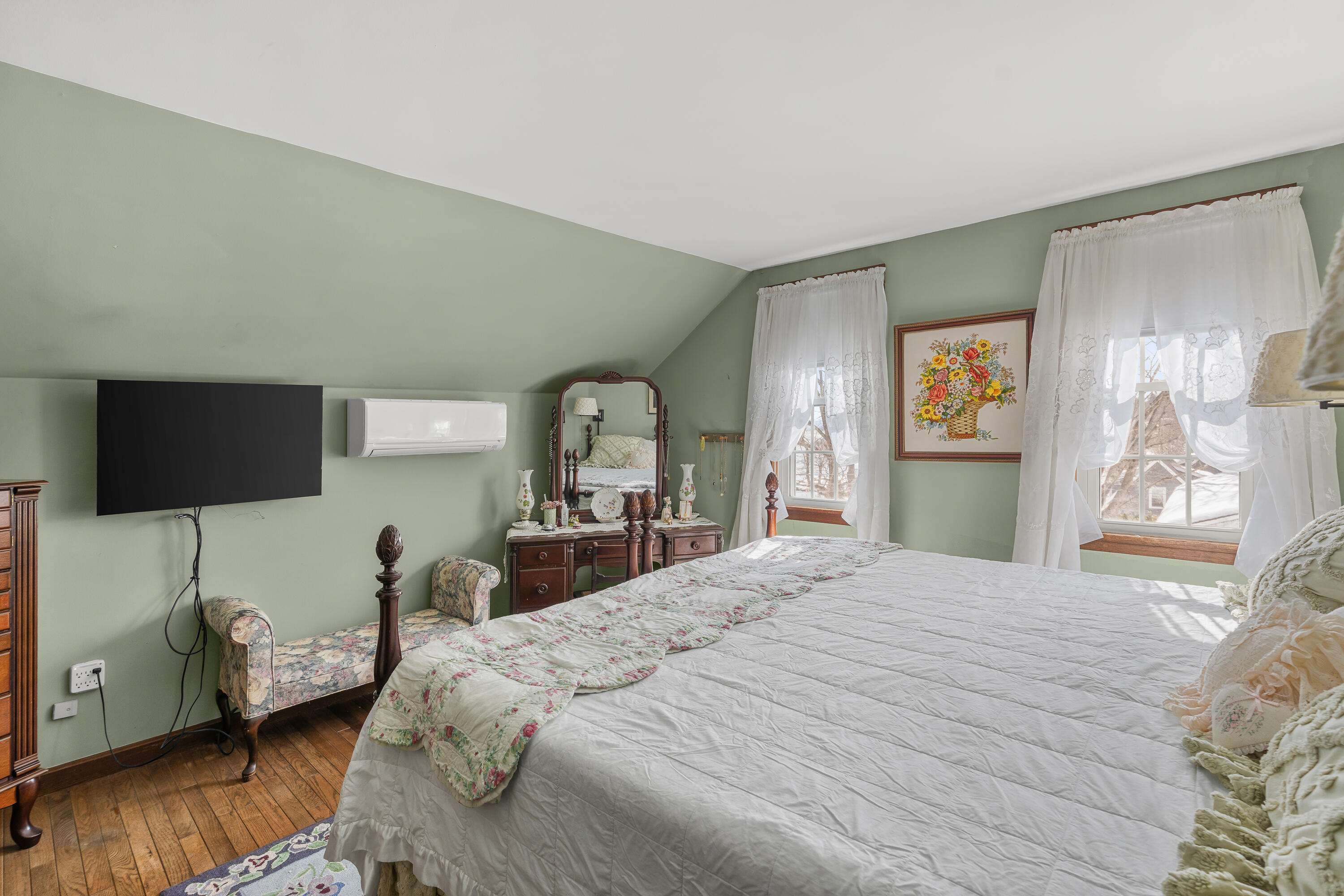 1484 Washington Street Bath ME 04530