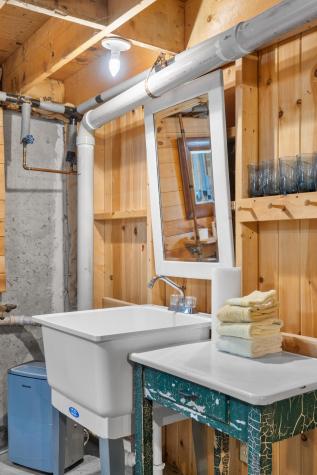 1484 Washington Street Bath ME 04530