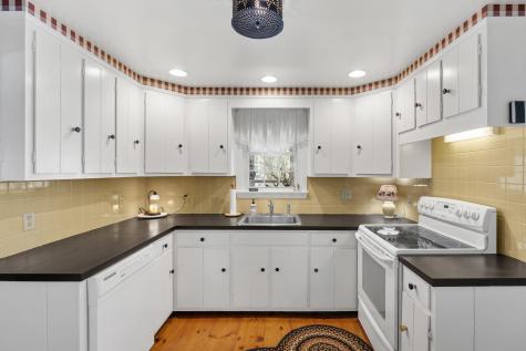 1484 Washington Street Bath ME 04530