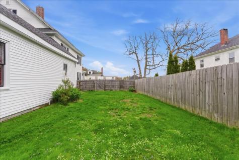 145 Dresden Avenue Gardiner ME 04345