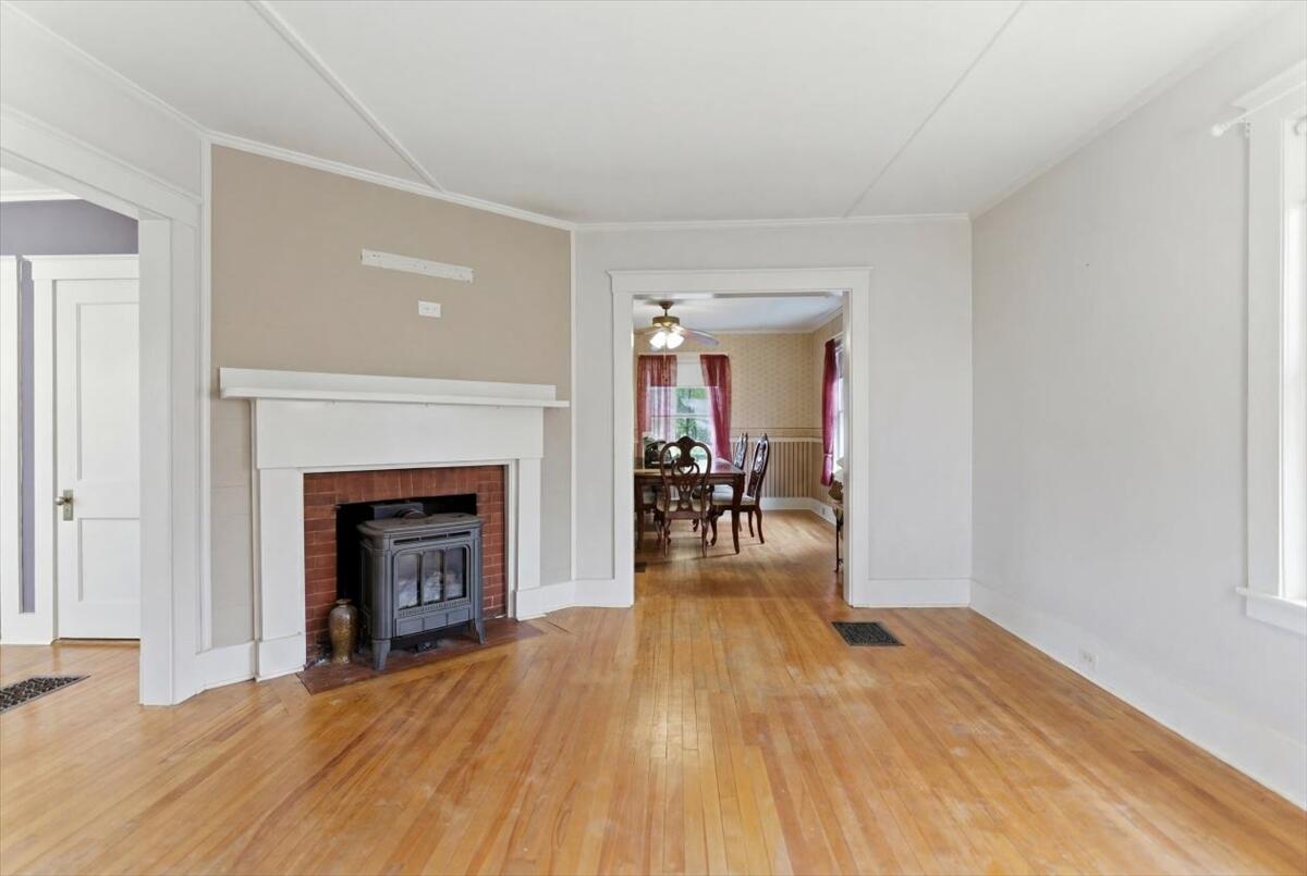 145 Dresden Avenue Gardiner ME 04345