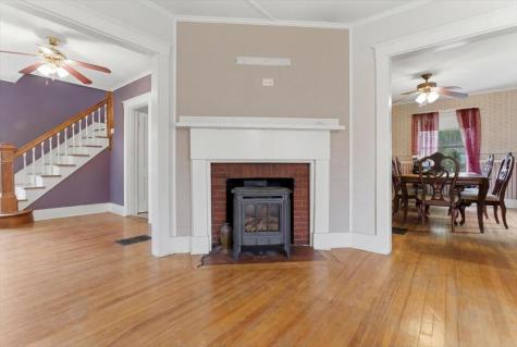 145 Dresden Avenue Gardiner ME 04345