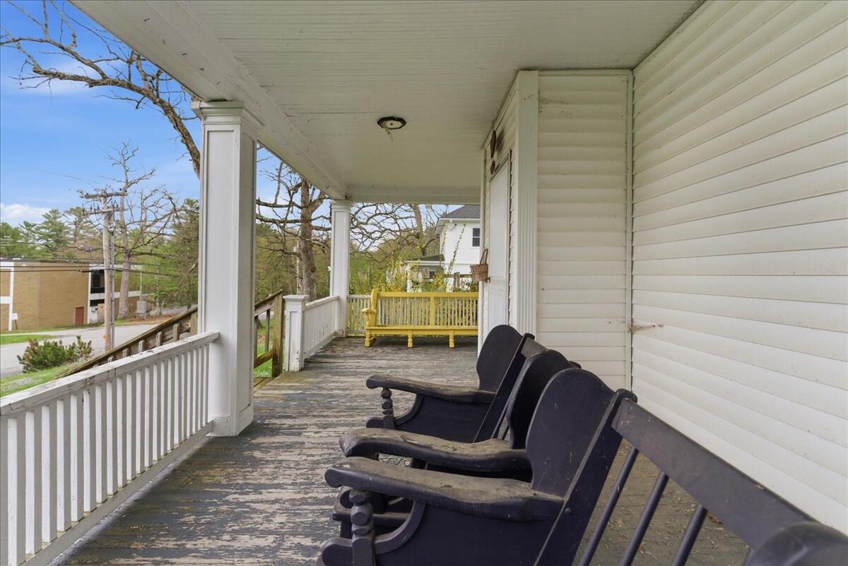 145 Dresden Avenue Gardiner ME 04345